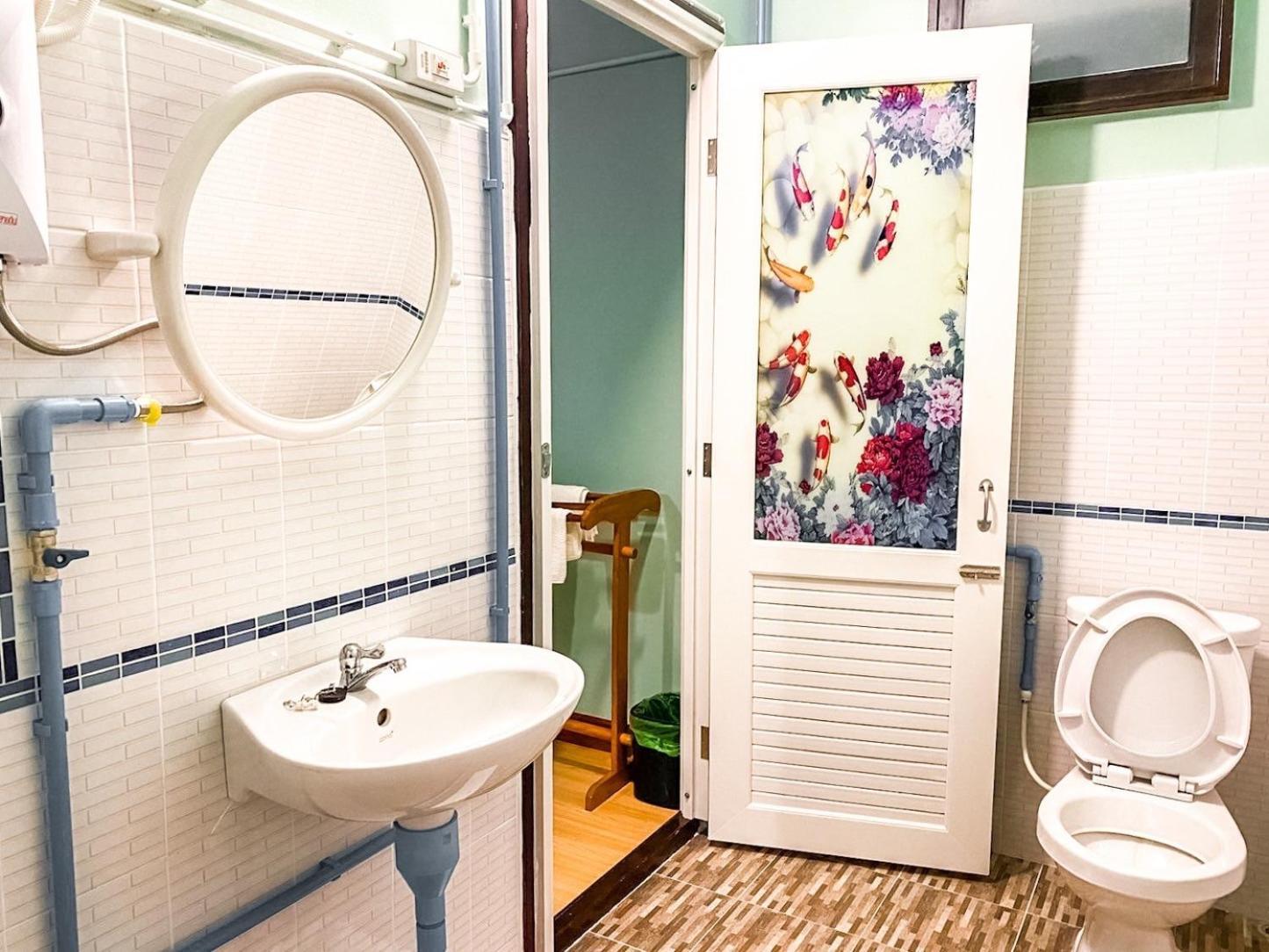 Baan Panmala Guesthouse - Ao Luek, ク ラビ エクステリア 写真